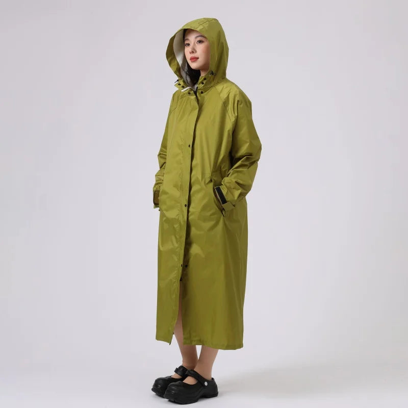 Women’s Lightweight Hooded Raincoat | Water-Resistant & Wind-Resistant